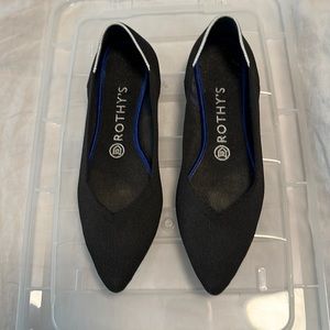 Rothy’s The Point flat, solid black size 7.5
